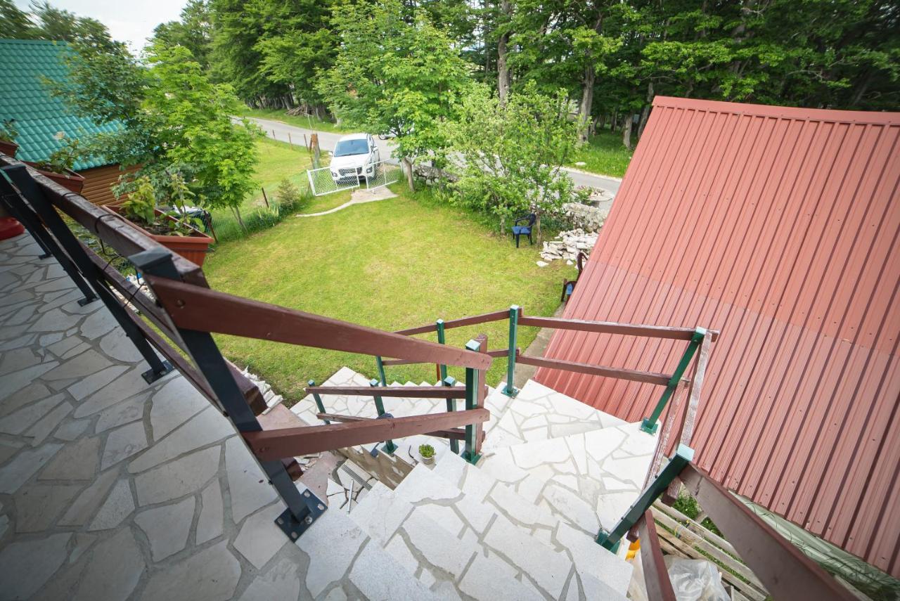 Guest House "Visnja" 자블야크 외부 사진