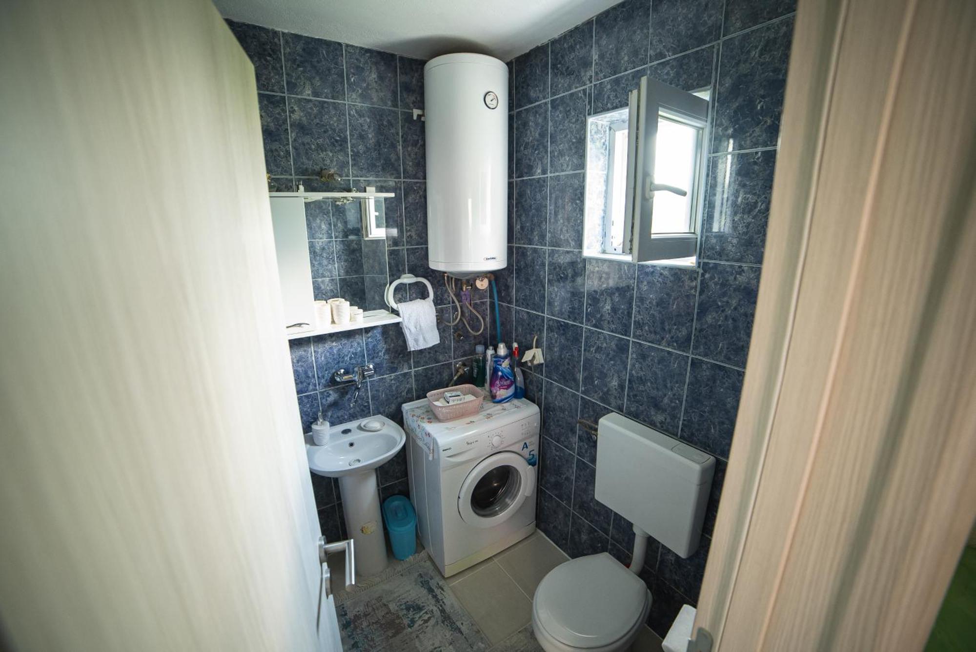 Guest House "Visnja" 자블야크 외부 사진